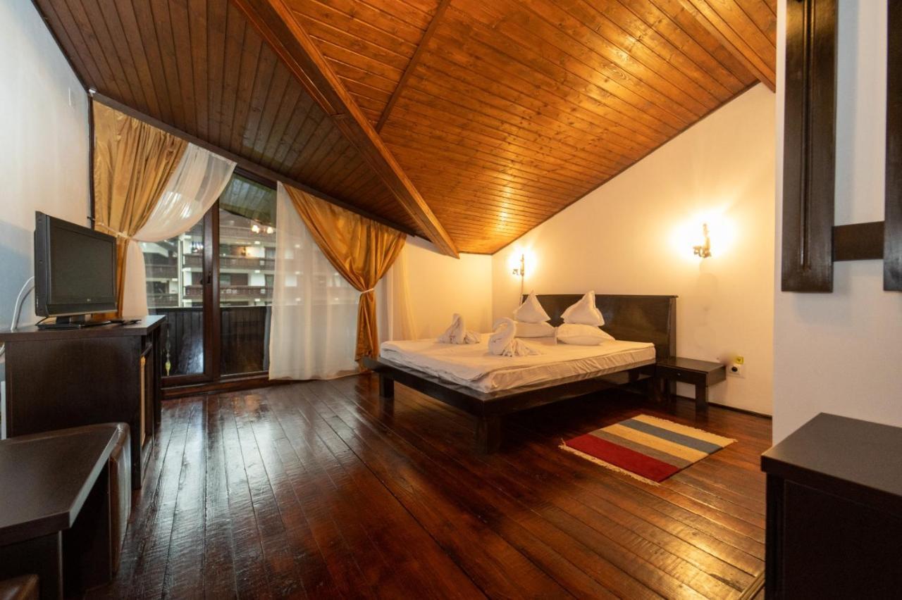Casa Frent Hotel Predeal Eksteriør billede