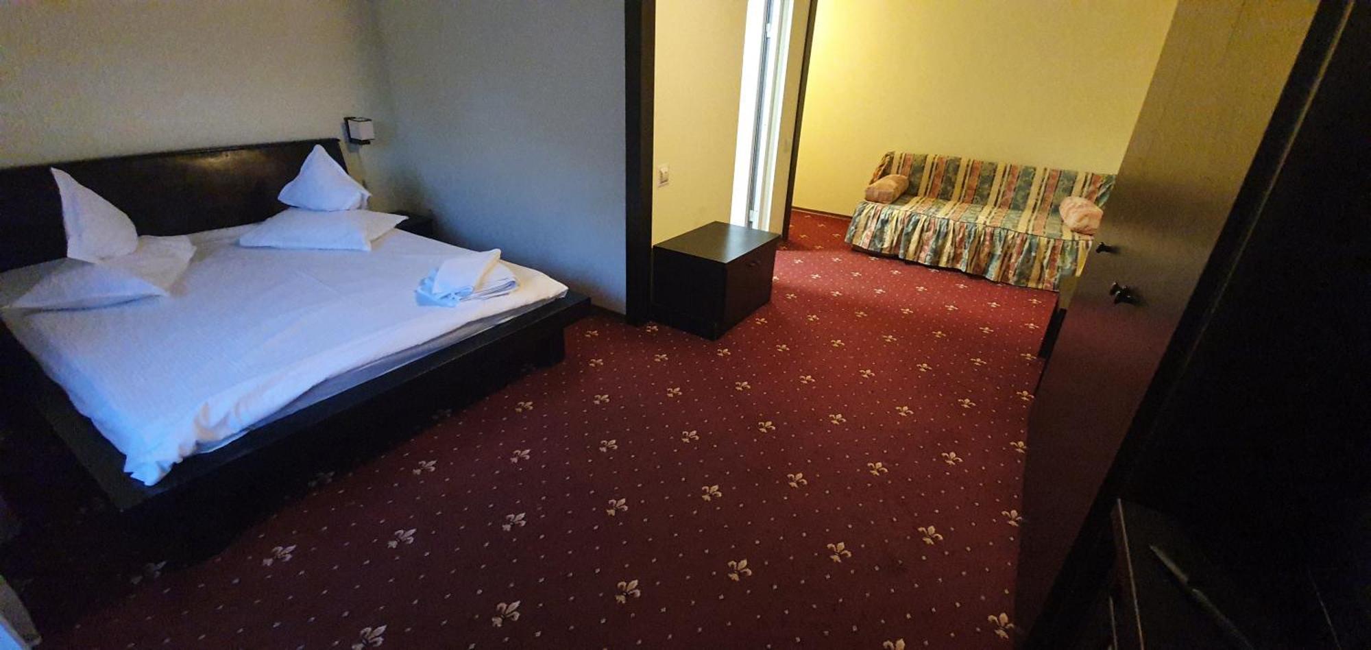 Casa Frent Hotel Predeal Værelse billede