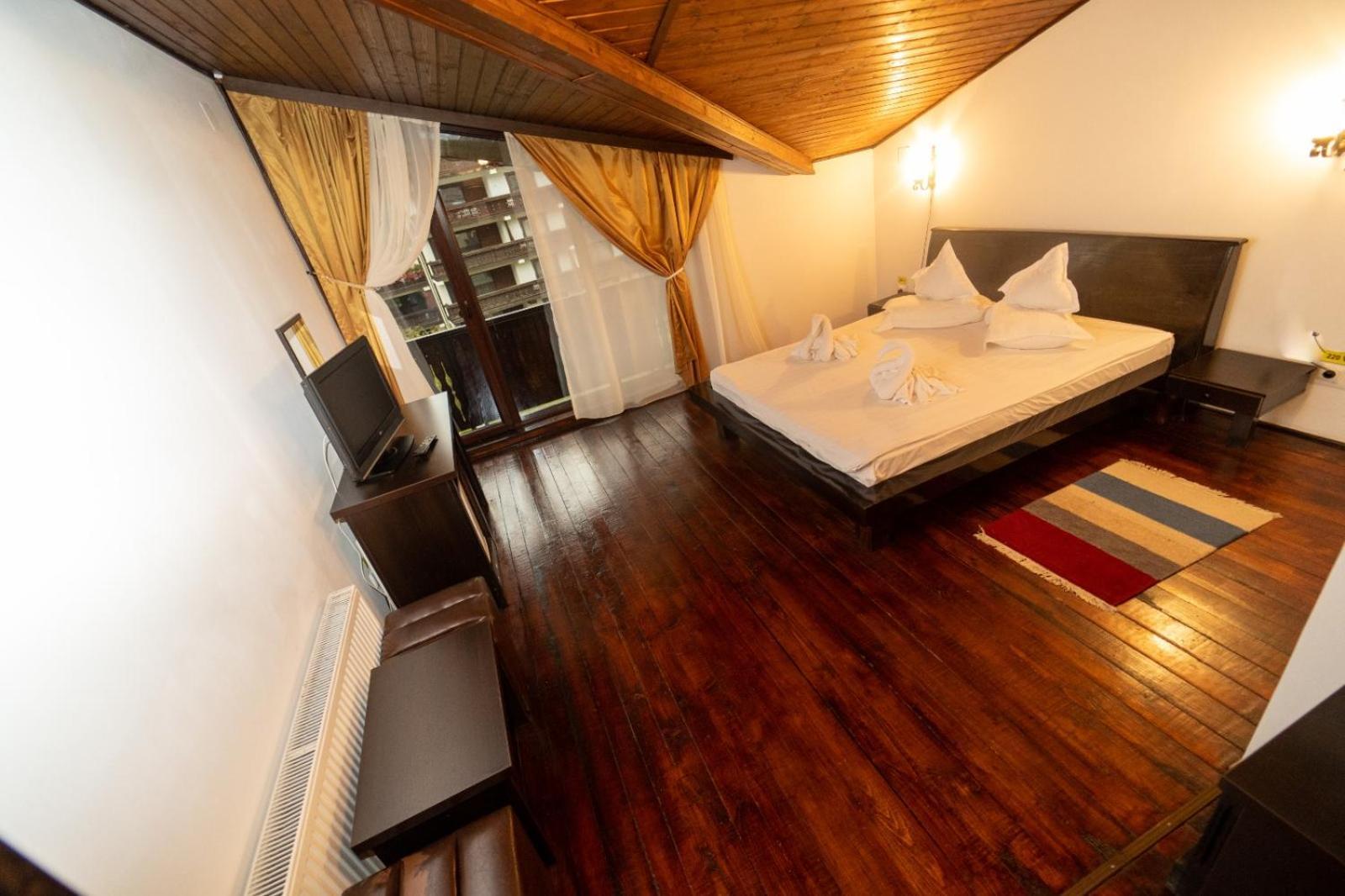 Casa Frent Hotel Predeal Værelse billede